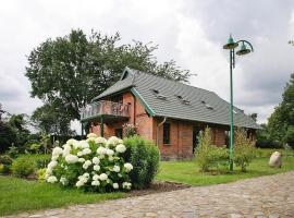 Ferienhaus Seeadler am Duemmer See in Duemmer, hotell i Dümmer