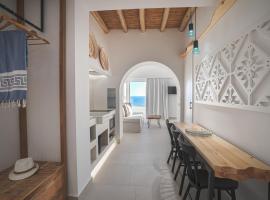 Sfakia Seaside luxury Suites, hotel z jacuzziji v mestu Hora Sfakion