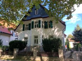 100 qm Ferienwohnung Am Heiligen Brunnen, hotel en Quedlinburg