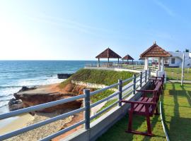 The Marine Pride Beach Resort & Spa, хотел в района на Varkala Beach, Варкала