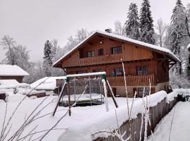 Chalet Esprit, hotel a Morillon