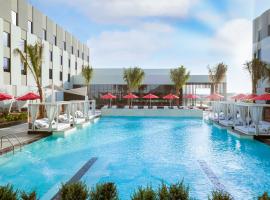 Maani Muscat Hotel & Suites, hotel en Mascate