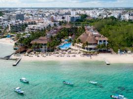 The Reef Coco Beach Resort & Spa- Optional All Inclusive, resort a Playa del Carmen