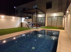 New House with Private Pool, hotel sa Manzanillo