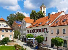 Ferienwohnung Liparis, hotel v mestu Bad Birnbach