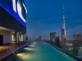 Viesnīca Paramount Hotel Midtown Dubaijā