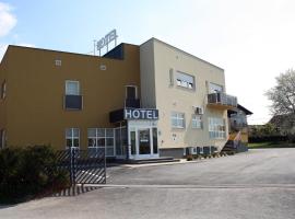 Hotel Tina, hotel em Samobor