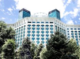 Rahat Palace Hotel: Almatı'da bir otel