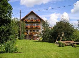 Gästehaus & Ferienhof Hüfner, בית הארחה בSpeicherz