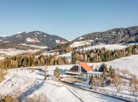 Royal Hotel Hinterhuber, hotel em Brunico