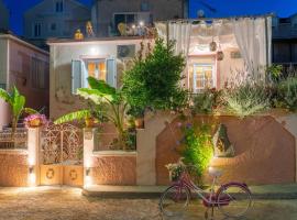 Flowers in the city - Elegant Home in Argostoli, Familienhotel in Argostoli