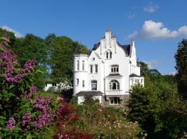 WeisseVilla Friedrichsbrunn Das Weisse Haus, hotell i Thale