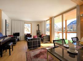 Apartment Chesa Lej by Interhome, hotel i Pontresina