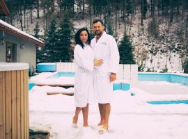 Hotel Kotarz Spa&Wellness, hotelli kohteessa Brenna