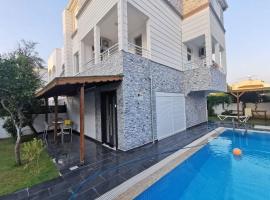 İCVA VİLLA İN BELEK, KADRİYE 5 Bedrooms ,1 Living Room , 2 Bathroom, вила в Белек