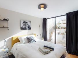 Suite lumineuse à Saint-Gilles, B&B/chambre d'hôtes à Bruxelles