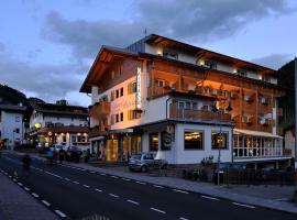 Hotel Cristallo, hotel a Santa Cristina in Val Gardena