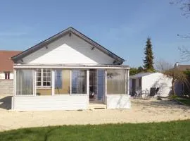 Lovely Home In Bernieres-Sur-Mer With Kitchenette