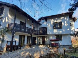 Guest House Ela, hotel en Dolna Banya