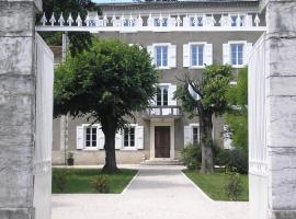 La Saudade, hotel em Saint-Péray