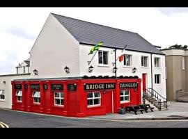 Bridge Inn Studio Apartments, hotel Donegalban