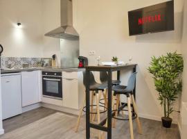 ❂ Les Logis de la Trémoille ❂ Cozy ❂ Netflix ❂, hotel en Thouars