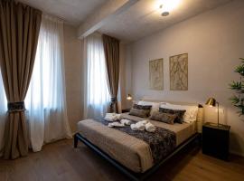 Verona Romana Apartments, хотел в Верона