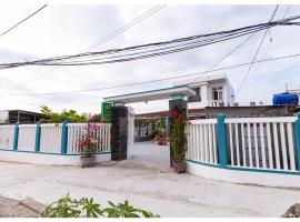 NHÀ NGHỈ & HOMESTAY PHẠM GIA, מקום אירוח ביתי בVạn Ninh