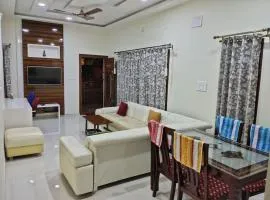 Corner apartment, 2BHK with good privacy, parking