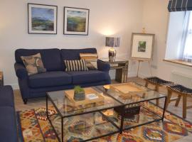 Makerston House Apartment Beauly، فندق في إينفيرنيس