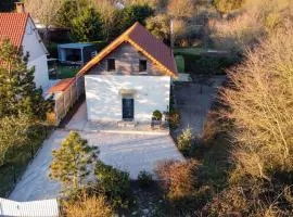 Cottage des pins - 6 pers, jacuzzi, jardin, parking