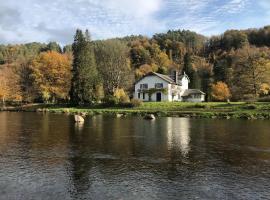 Ecolodge in Remouchamps with its own sauna, hotel a Sougné-Remouchamps