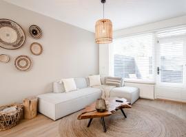 Marley’s Beachhouse - Luxury Apartment with garden – hotel w Zandvoort