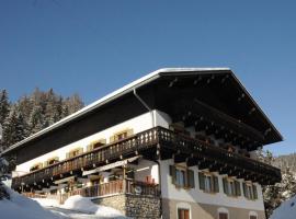 Gstattlhof Mountain Farmhouse, hotel Braiesben