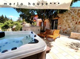 Merlo House Dol Hvar โรงแรมในสตารีกราด