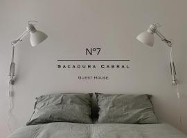 Nº7 Sacadura Cabral, hotel Guardában