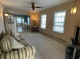 Next to Seaside Boardwalk! - Spacious 3 Bedroom