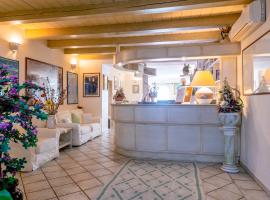 Hotel Cavour, hotel sa Olbia