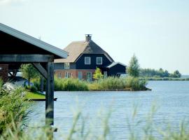 Waterresort Bodelaeke Giethoorn, готель у місті Гітгорн