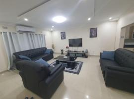 Artem Apartments - Apartment 2، فندق في Kitwe