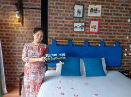 Halo Bay Homestay, hotel i Ha Long