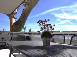 La Bâtie - Terrasse avec Vue imprenable sur le Rhône, 3 chambres, 3 salles de bain, hotel a Tain-l'Hermitage