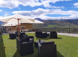 Valle la Fuente, guest house in El Escobal