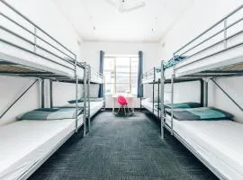 Maze Backpackers - Sydney