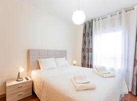 2BR Flat by Metro w/ Free Parking by LovelyStay, hotel u gradu 'Vila Nova de Gaia'