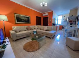 City Center Apartment in Shkoder, hotell i Shkodër