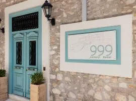 999 Luxury Hotel