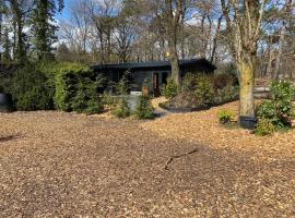 De Veluwse bos Lodge, hotell med jacuzzi i Otterlo