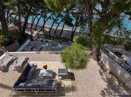 Luxury Rooms Paradise Garden, B&B di Makarska