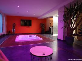 Ds Plaisir Love Room avec sauna, jacuzzi à Nancy, hotel din Nancy